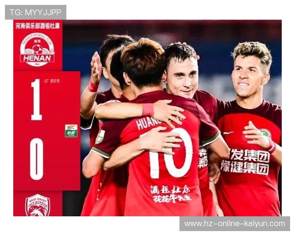 上海海港积分榜居首,领先优势微弱竞争激烈 上海海港积分榜居首,领先优势微弱竞争激烈