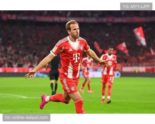 官方数据:凯恩是本赛季接边路传中头球破门最多的球员(7次)